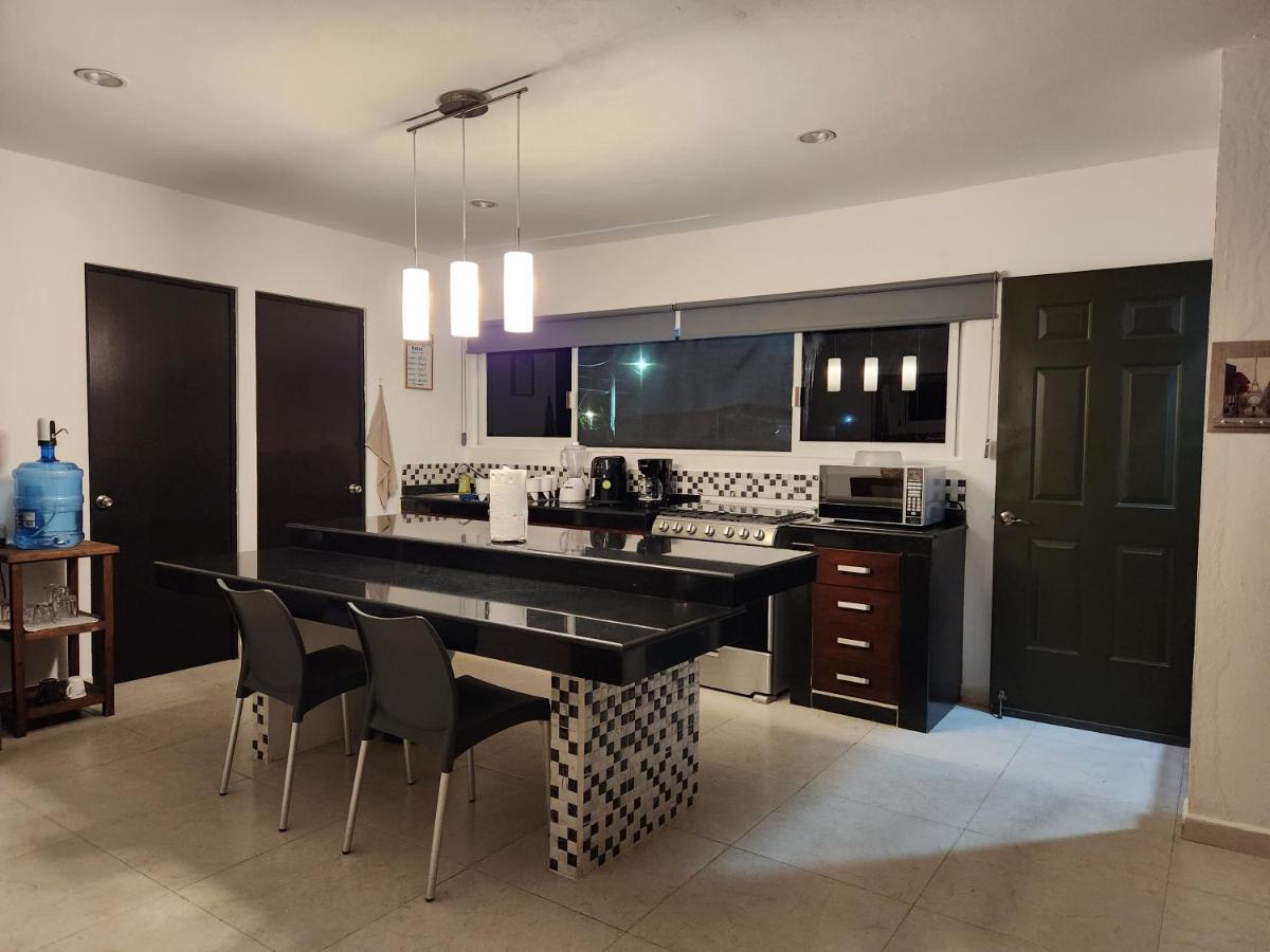 Pergola's Road House Holiday home Campeche